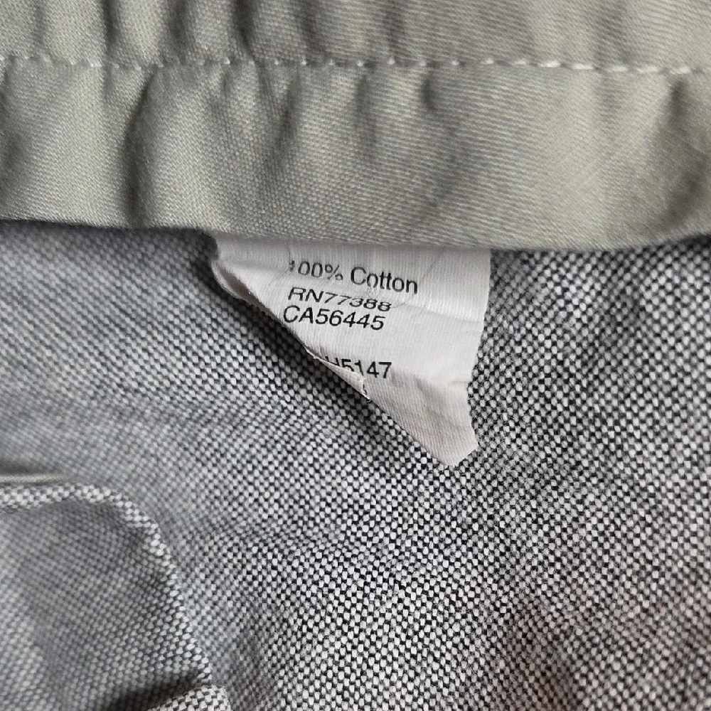 J. Crew Gramercy Gray Flat Front Cotton Shorts Size 30